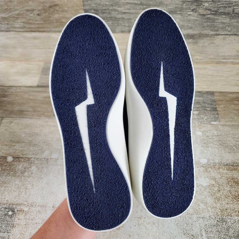 Wolf & Shepherd Cruise Womens Shoes Sz 7 Navy Brilliant White Suede Slip-On - Picture 8 of 10